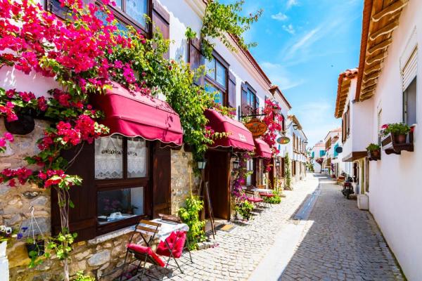 Citta Slow Kenti | Seferihisar'a Nasıl Gidilir ?