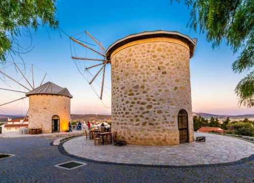 Tour Privado de un Día a Çeşme y Alaçatı desde Esmirna