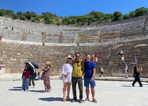 Full-Day Ephesus Tour from Kusadasi Cruise Port with Lunch