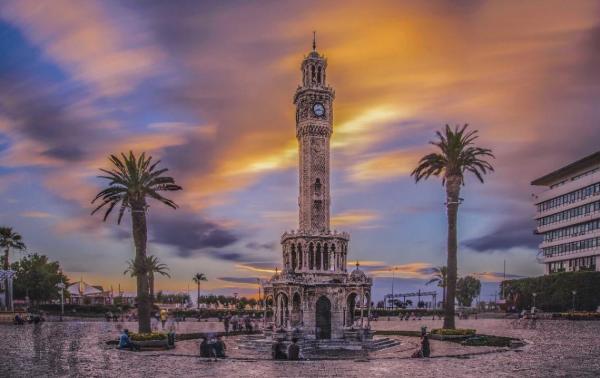 İzmir Saat Kulesi | İzmir Turu